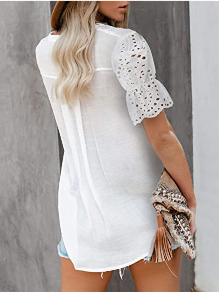 White Shirt with Lace and V-neck Emily