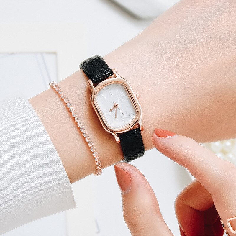 Oval Dial Dress Retro Watches for Women