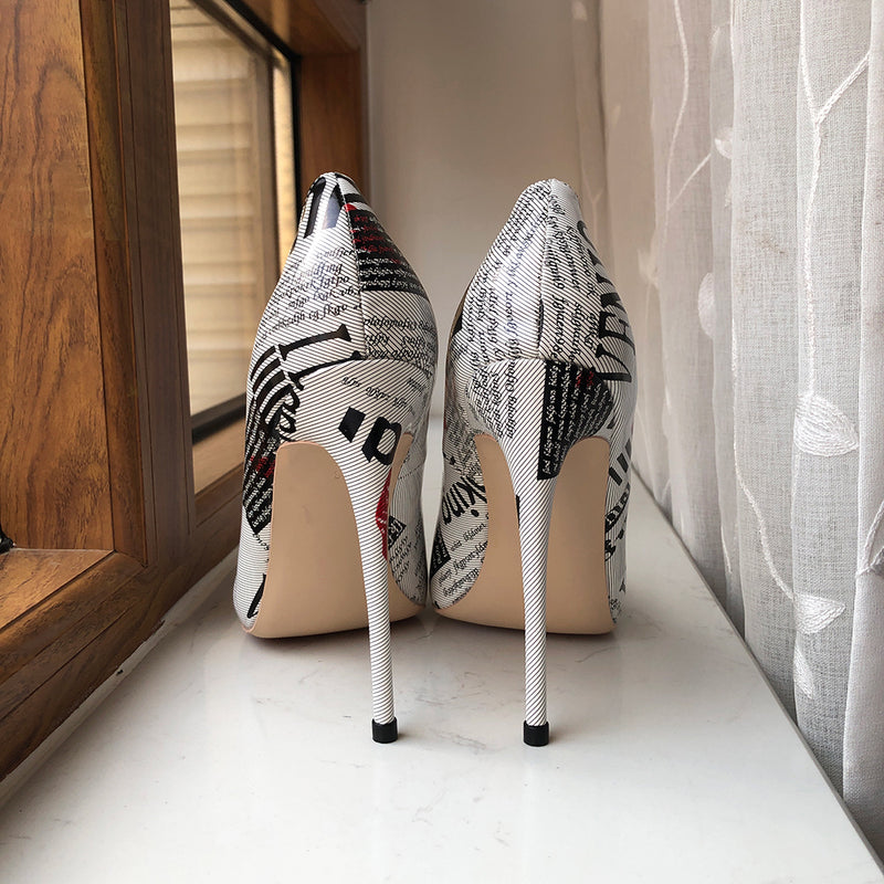 Graphic Print White Pointy Toe High Heel Shoes